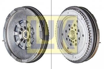 Volanta MERCEDES-BENZ SPRINTER 3,5-t platou / sasiu (906) | 318 CDI 4x4 (906.131, 906.133, 906.135, 906.231...) motor diesel, OM 642.896, OM 642.992, OM 642.993, LUK